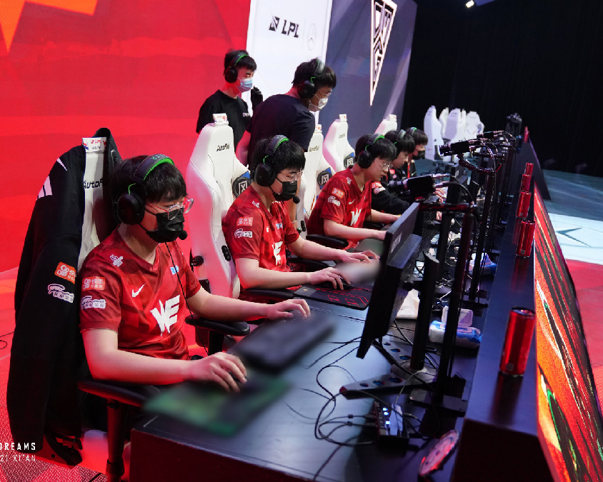 增添了很多 增添了很多