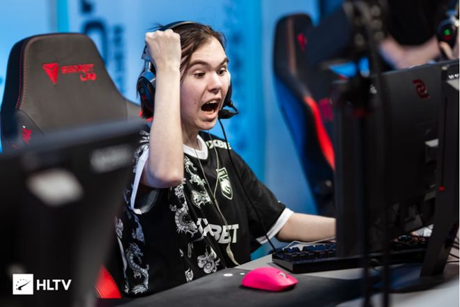 否表现出色 否表现出色