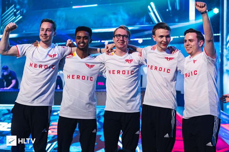 归化球员的 归化球员的