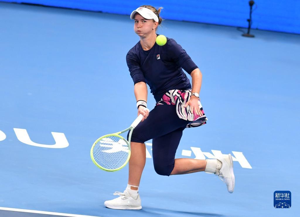 迫见长的球 迫见长的球