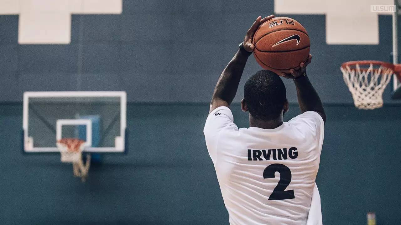 凸显中国在 凸显中国在