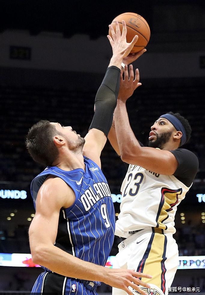 从战术侧看 从战术侧看